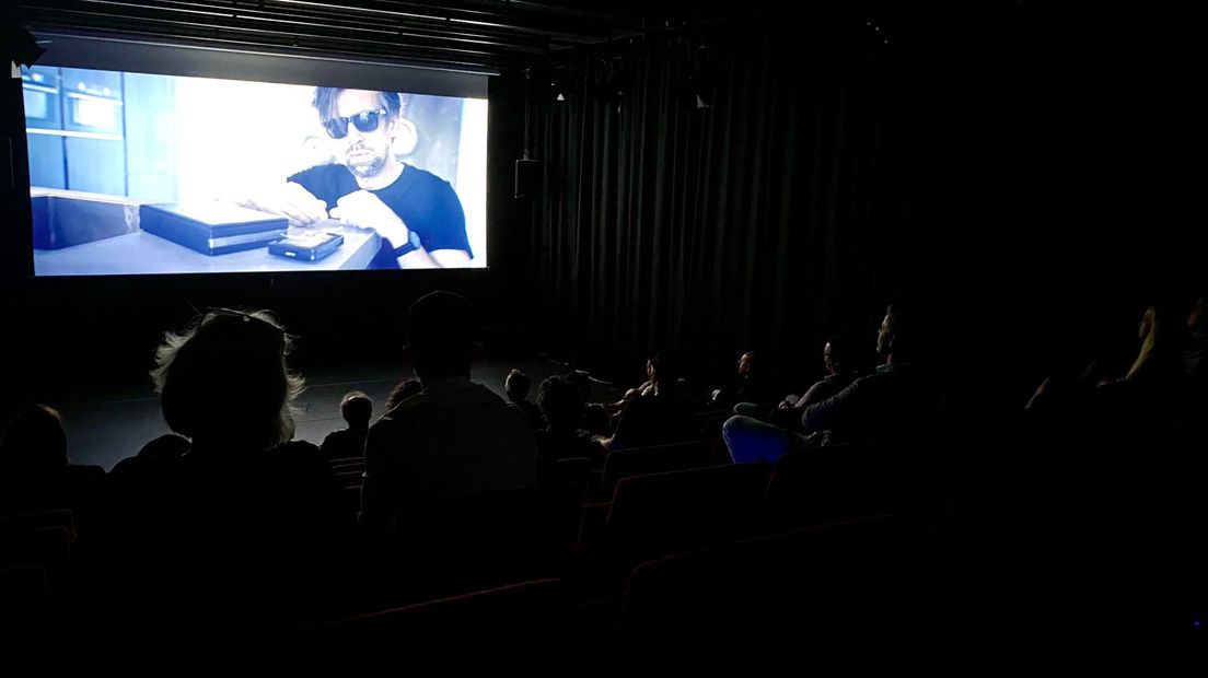 'CODE Kampen' werd zondag voor het eerst getoond aan publiek. In de film twee BN'ers, namelijk Ron Brandsteder en Mattie Valk (foto).