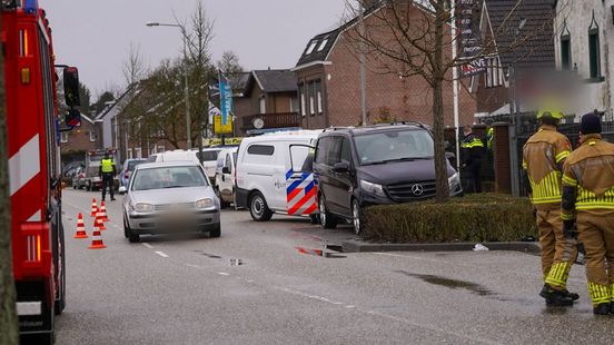 Arrestantenbusje politie betrokken bij botsing na wedstrijd Roda JC - MVV Nieuws