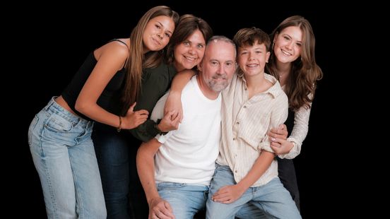 Frans (55) overlijdt twee maanden na diagnose kanker, nu loopt zijn gezin City Pier Night Walk - Omroep West