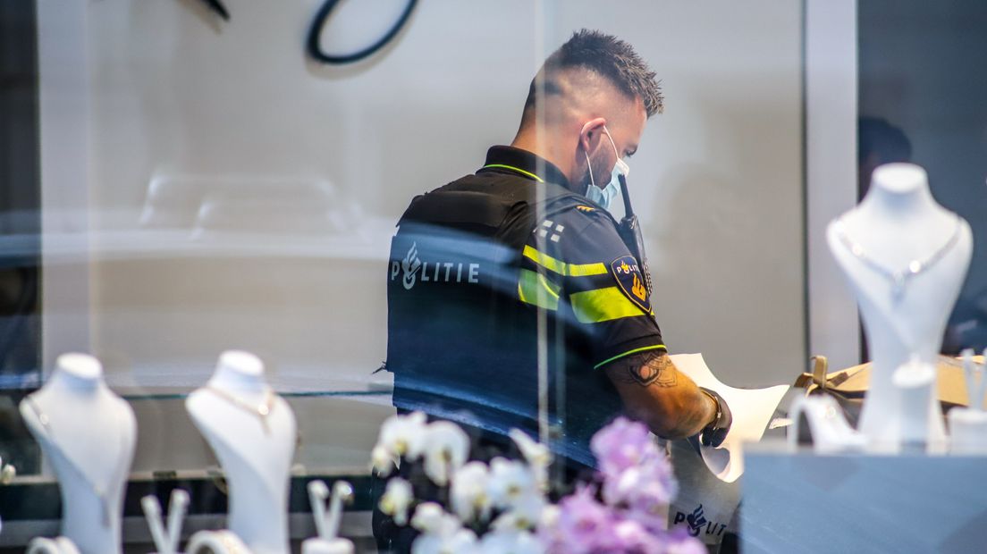Gewapende overval in Rotterdamse juwelierszaak