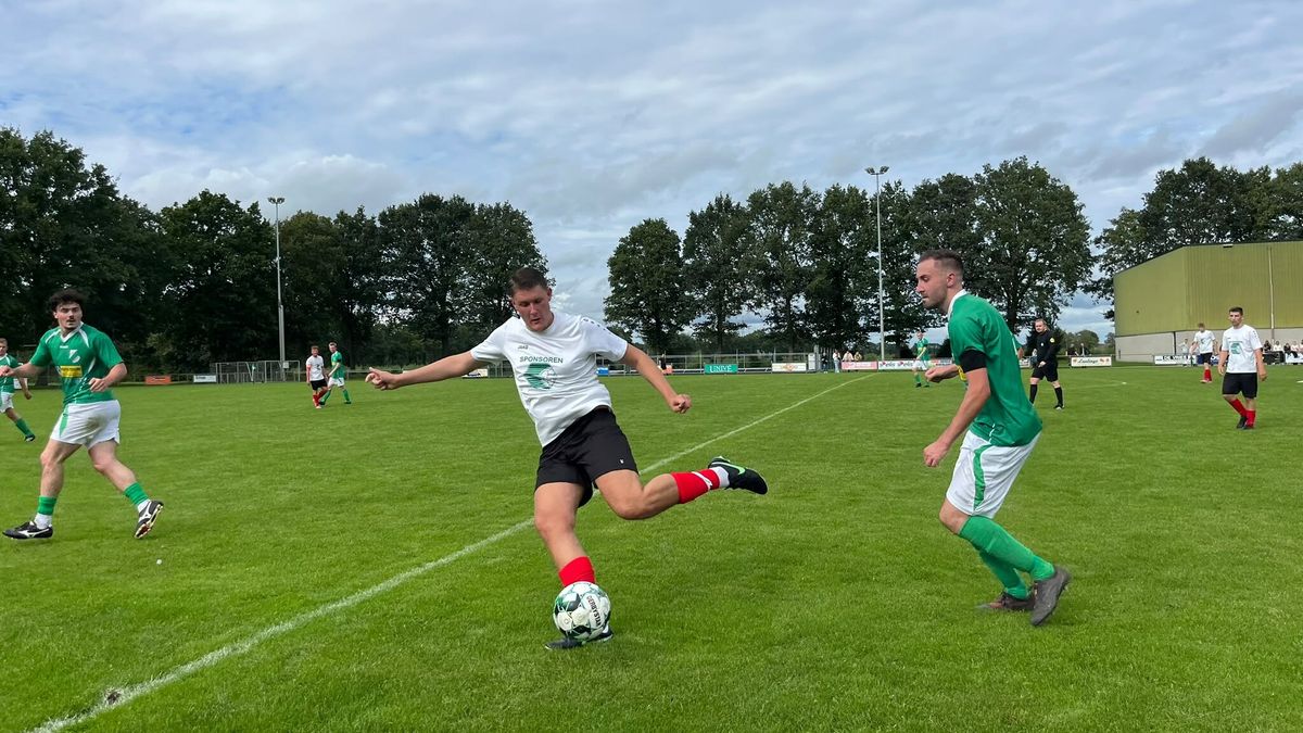 Traditionele zondagclubs trappen seizoen af • Drentse atleet wint 50ste RUN Winschoten
