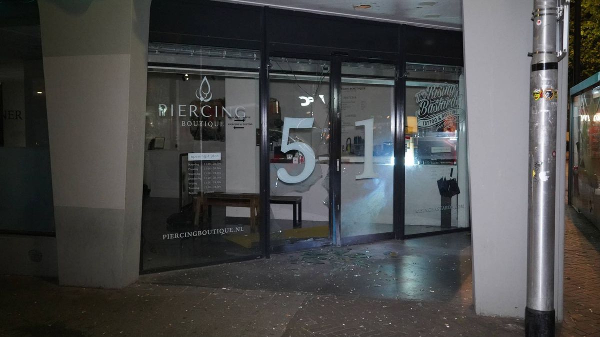 Bewoners rechtop in bed door explosie bij tattooshop