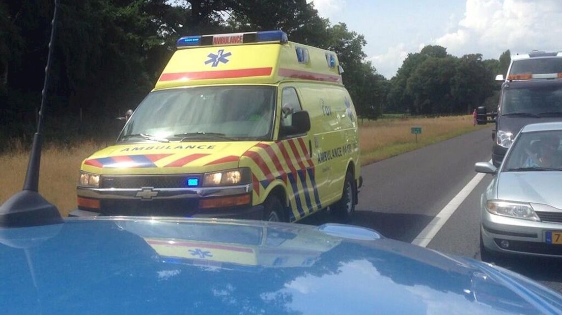 Ambulance op weg naar het ongeluk