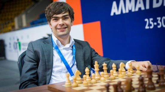 Van Foreest deelt in Wijk aan Zee het punt met koploper