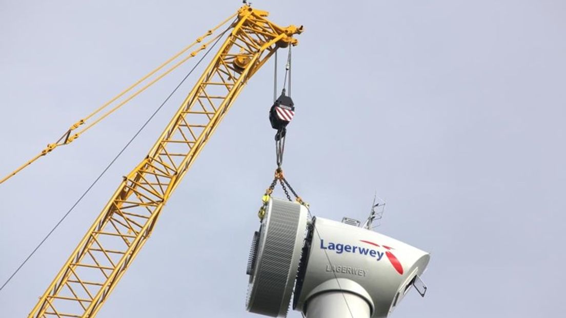 Windmolenproducent Lagerwey uit Barneveld opent deze woensdag een nieuwe productiefaciliteit waarmee de productiecapaciteit wordt verdubbeld.