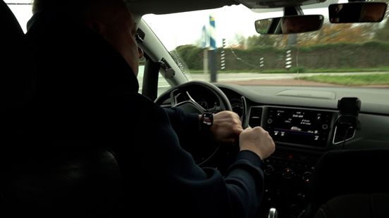 Oekraïners krijgen in Gelderland les over autorijden met een beperking