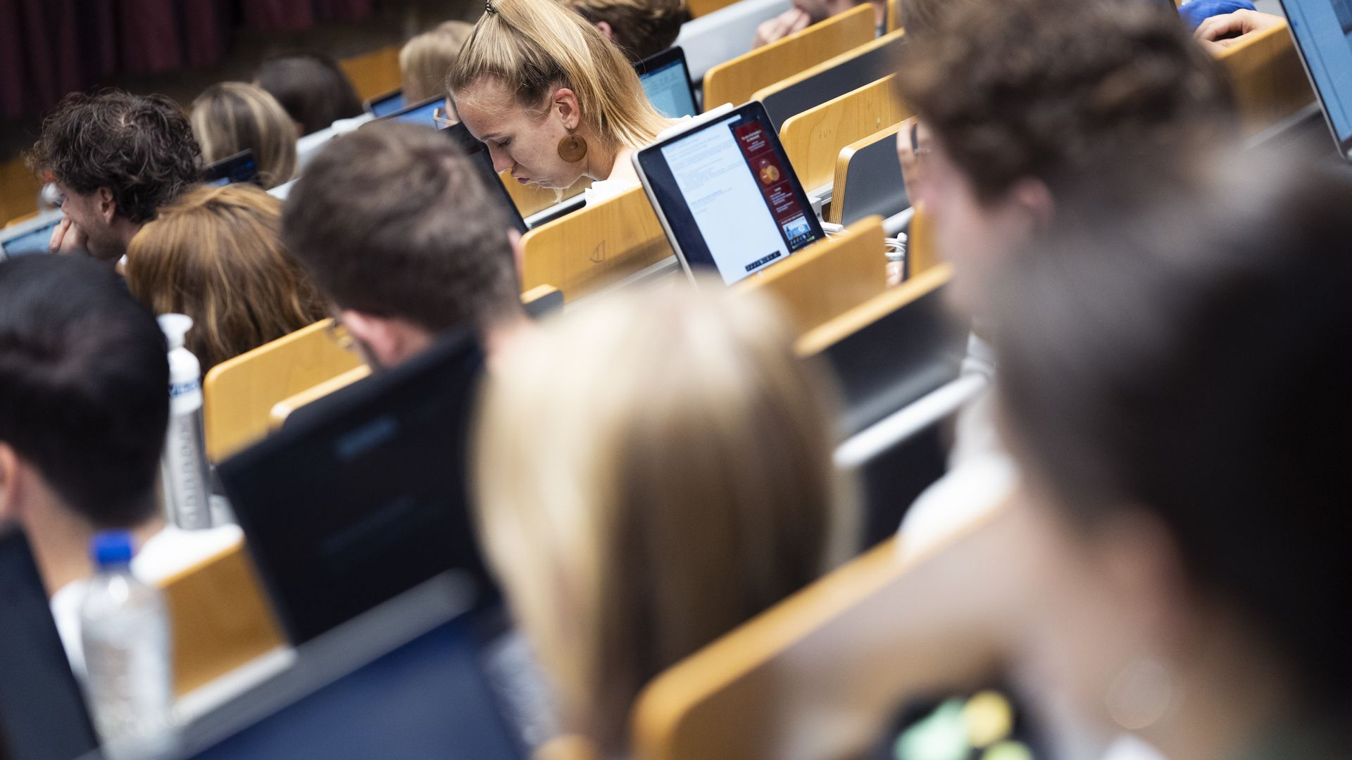 Radboud Universiteit wil af van Amerikaanse en Chinese big tech-bedrijven