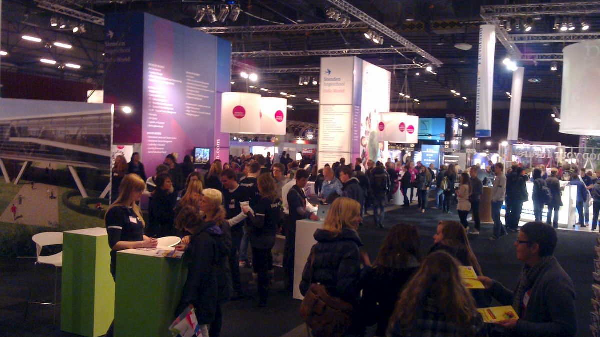 Grote studiebeurs in Zwolle - RTV Oost