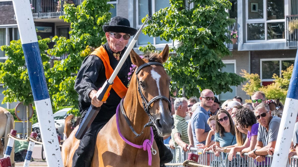 Ringrijden voor vijftigplussers: 'Het wordt allemaal wat stijver, maar dat hoort erbij'