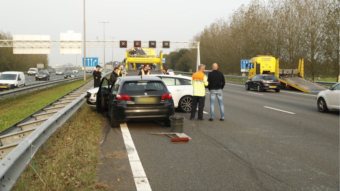 Drie auto's liepen veel schade op bij een ongeluk op de A28