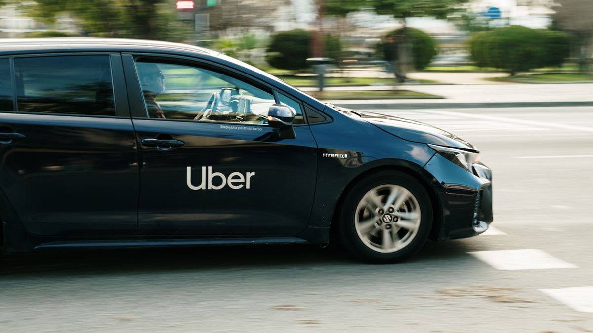 Maastrichtse taxichauffeurs staken vanwege hoge commissie Uber