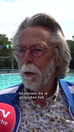 Zwemmen bij de buren
