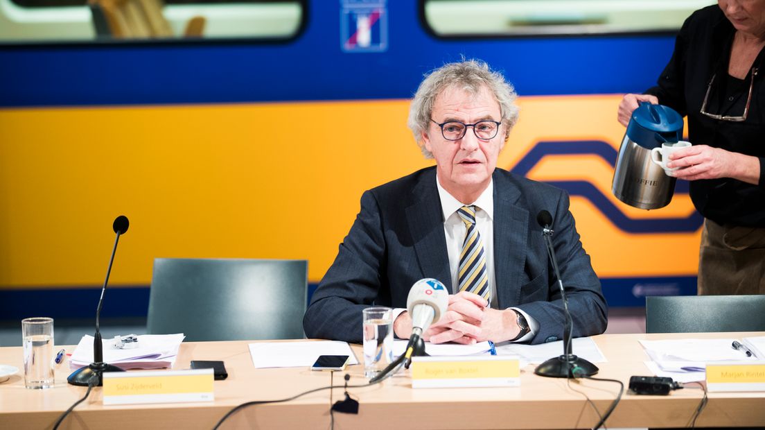 Directeur Van Boxtel biedt zijn excuses aan voor de overlast (Rechten: ANP/Jeroen Jumelet)