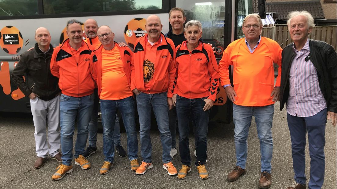 Heeren van Oranje uit Borne terug naar de roots: Duitsland - Nederland in Hamburg