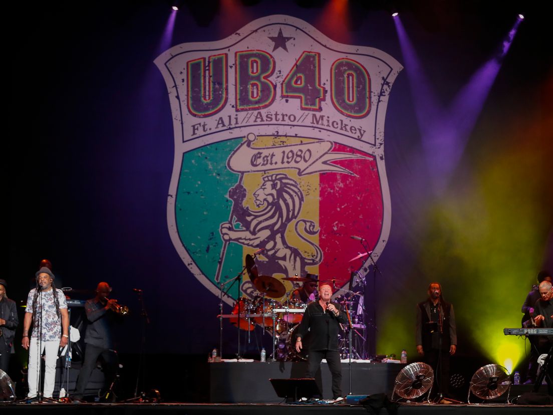 UB40 tijdens een optreden in Zuid-Afrika.