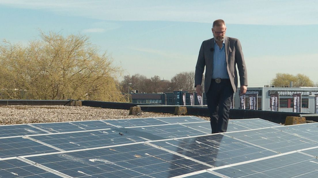 Rens Schipper van DEZo in eigen zonnepark