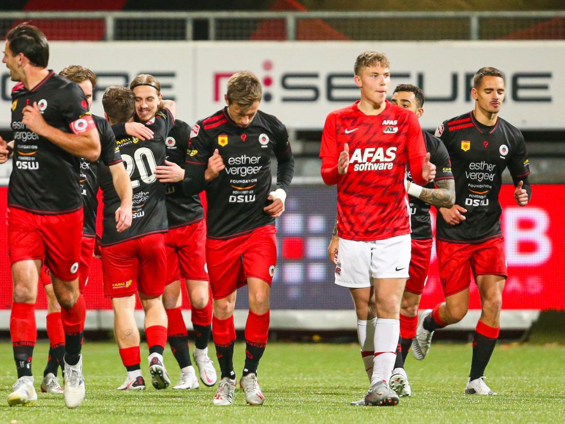 Excelsior juicht na een goal tegen Jong AZ (Bron: VK Sportphoto)
