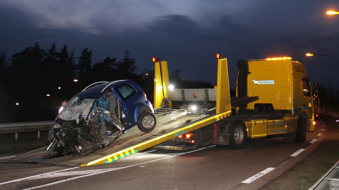 Bestuurder brommobiel gewond bij aanrijding met vrachtwagen