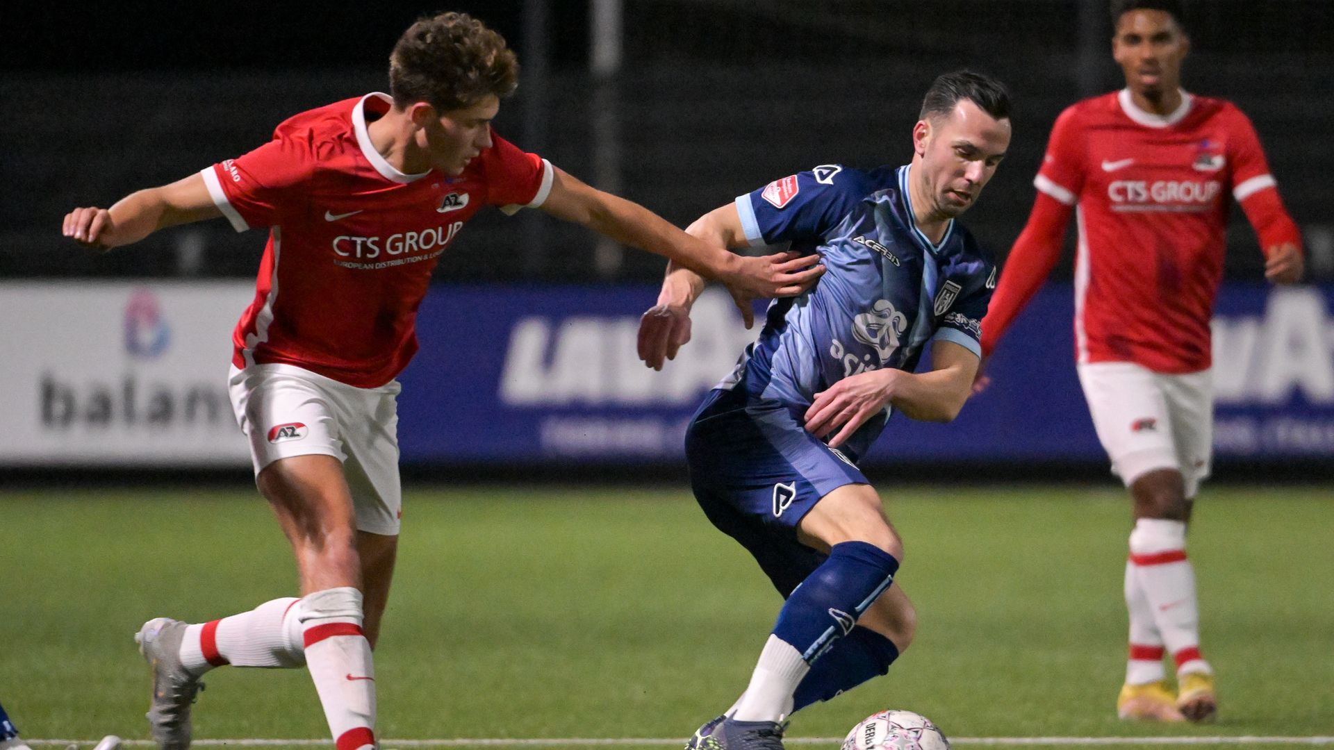 Heracles Almelo Lijdt Puntenverlies In Wijdewormer Na Knotsgekke ...