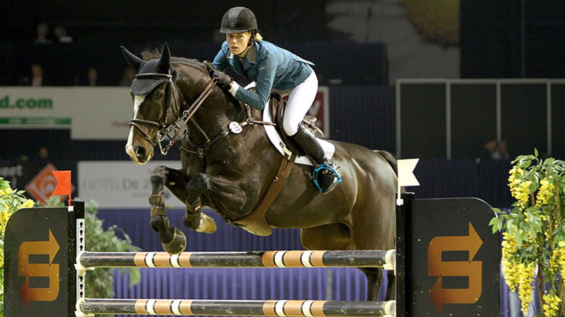 Maureen Bonder met haar paard Velcaro.