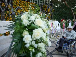 IN BEELD: Meer dan duizend mensen herdenken slachtoffers in voormalig Nederlands-Indië
