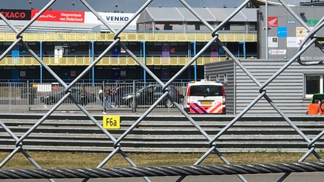 Een motorrijder is op het TT-circuit om het leven gekomen