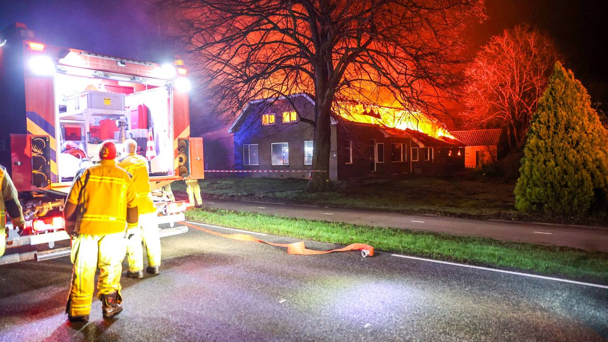 Uitslaande brand in woning in Barger-Compascuum