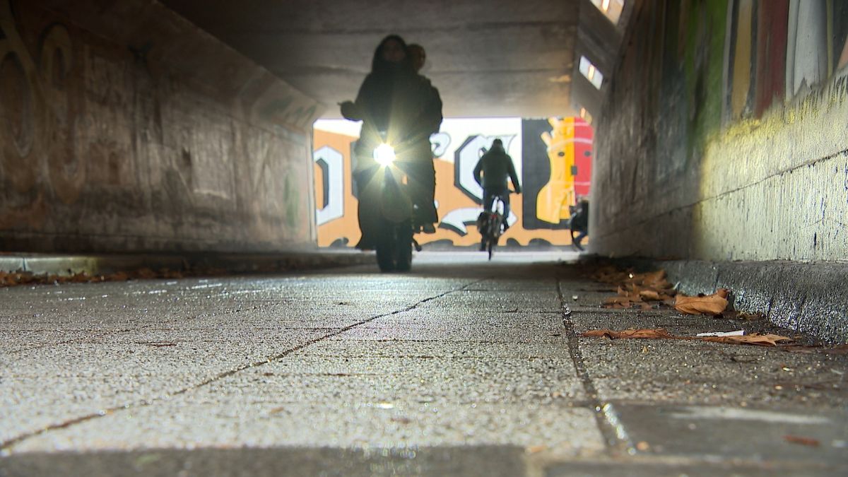 Nog veel te veel donkere plekken op Zeeuwse fietspaden: 'Iedereen moet veilig thuis kunnen komen'