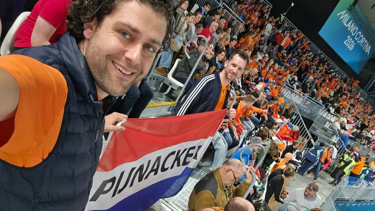Wie zijn die mensen met een Pijnackervlag tijdens Olympische Spelen?