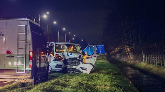Man overleden na ernstig verkeersongeluk Woudenberg. Man overleden na ernstig verkeersongeluk Woudenberg.