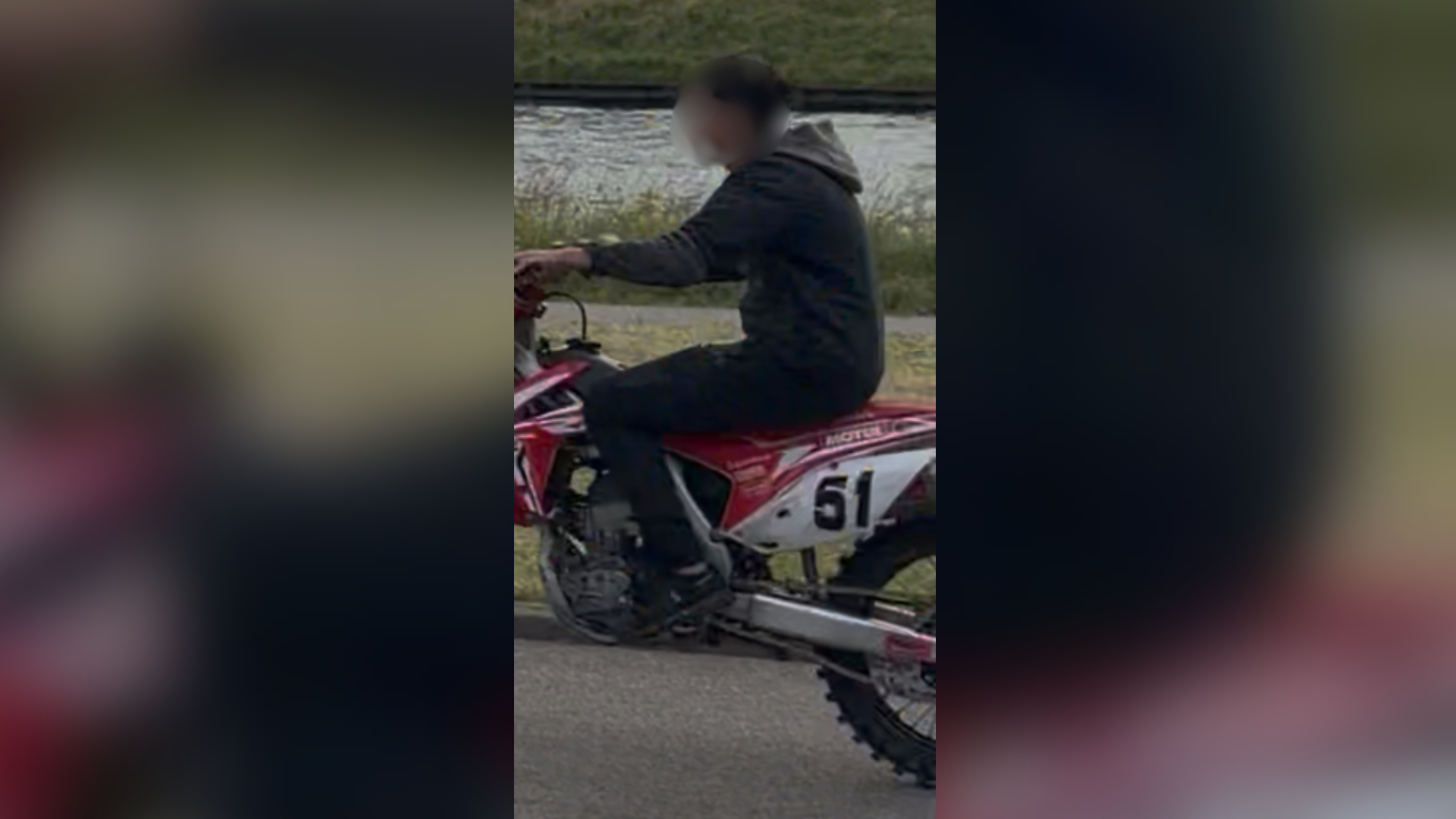 Politie zoekt motorrover na proefrit: beelden straks niet meer geblurd