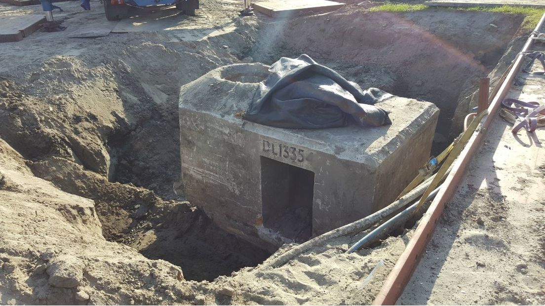 De bunker werd vlakbij het gebouw van Omroep West gevonden. 