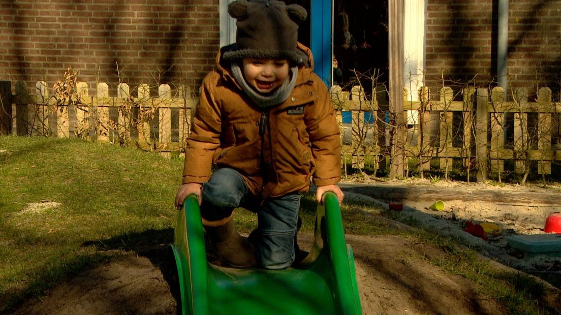 Kinderen spelen op de buitenlocatie van Kibeo in Zierikzee