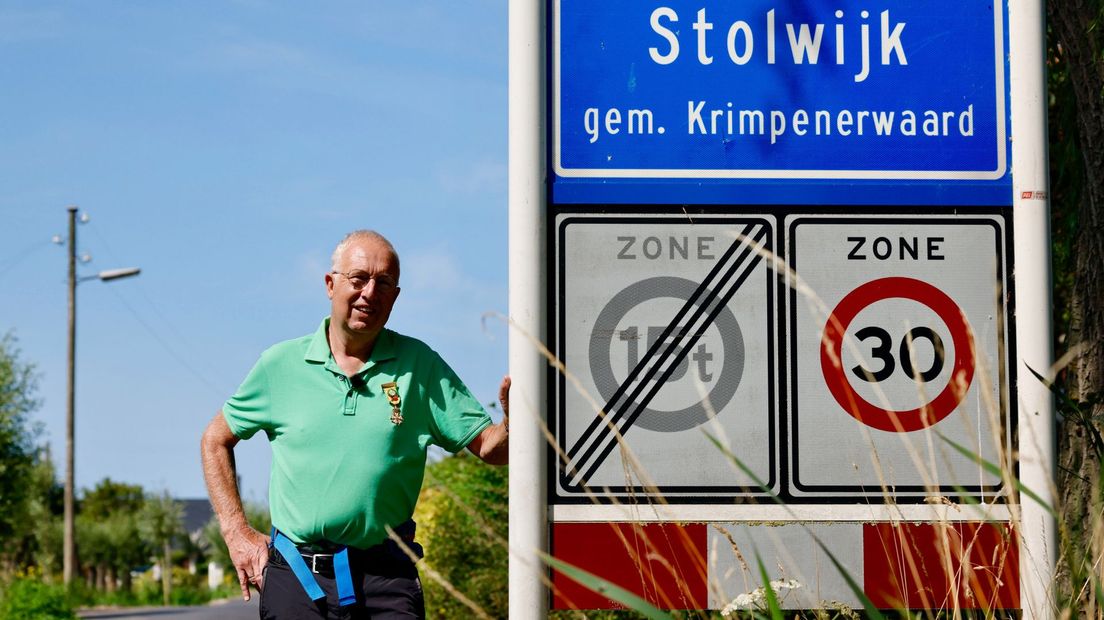 Ico de Vries traint in zijn woonplaats Stolwijk voor de Nijmeegse Vierdaagse