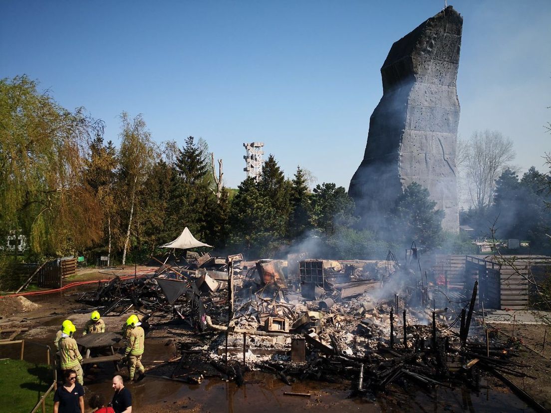 De berghut bij het buitensportcentrum in Bergschenhoek is volledig afgebrand
