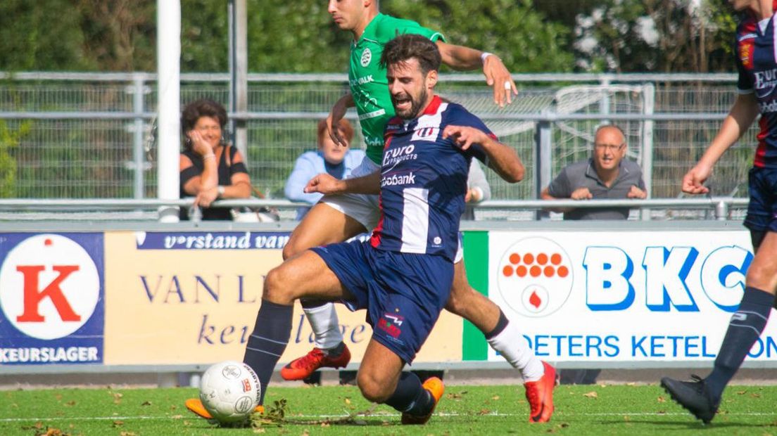 Sefa Kurt in actie voor Excelsior Maassluis (foto orange pictures)