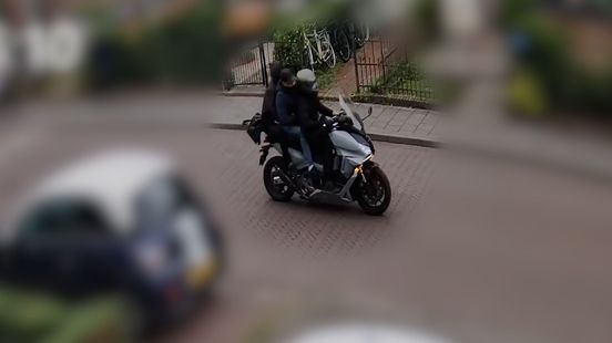 Politie toont beelden van brute overval op juwelier in Arnhem