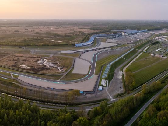 Zorgen over behoud MotoGP op TT Circuit: 'Gaat helaas steeds minder over de sport'