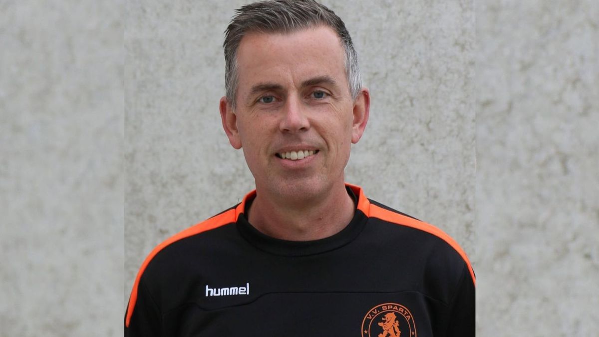 Hans Stam (58), pionier van vrouwenvoetbal in Nijkerk, overleden