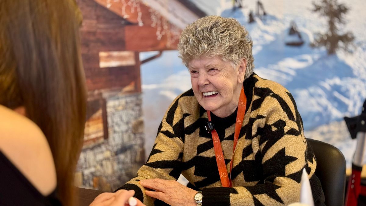 Lies krijgt tien weken lang bezoek van studenten: 'De babbel is leuk'