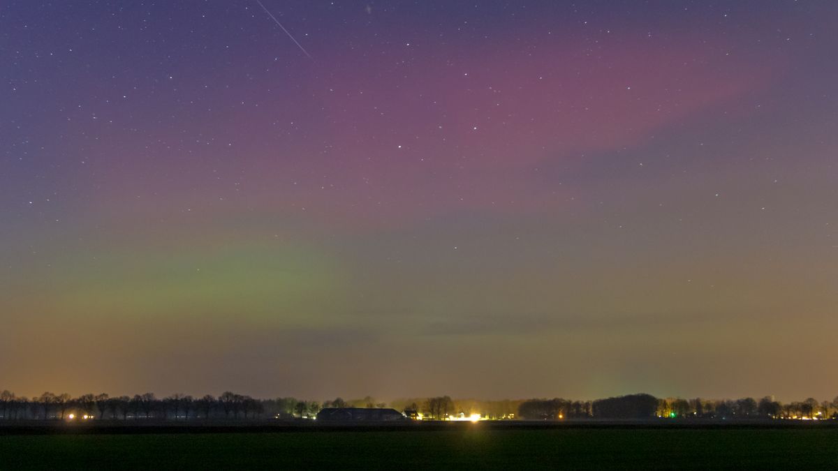 Northern Lights Illuminate Northern Netherlands: Stunning Photos Captured in Drenthe, Friesland, and Groningen