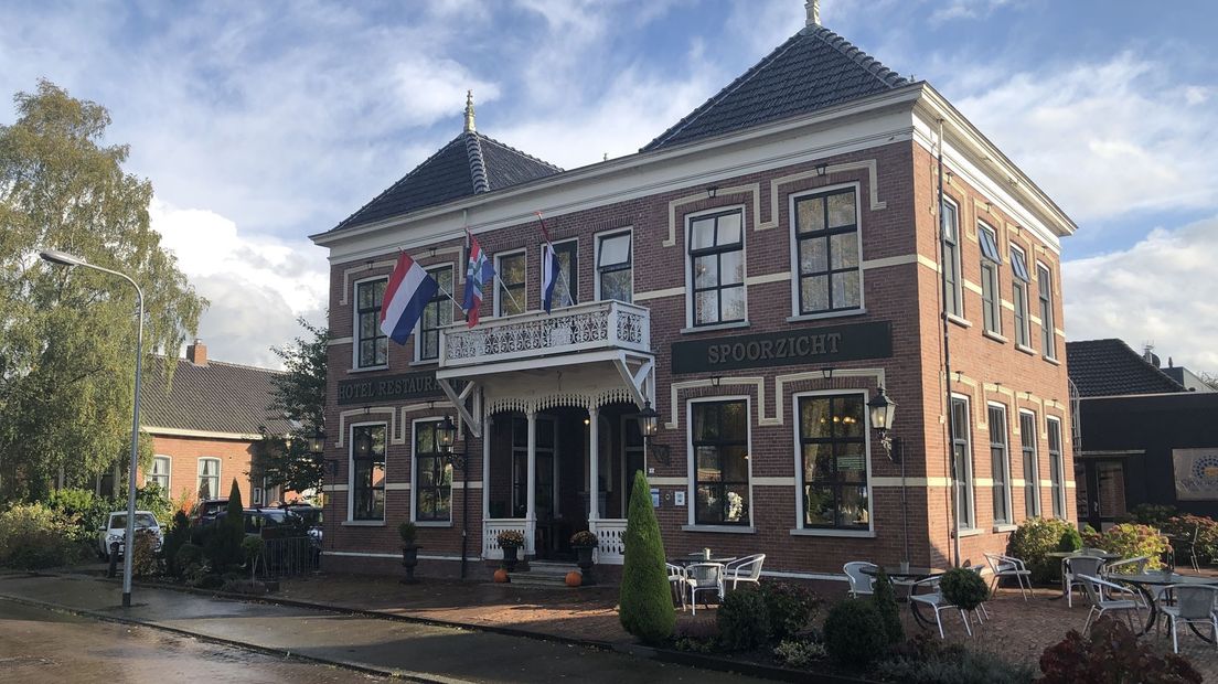 Hotel Spoorzicht voor de versterking