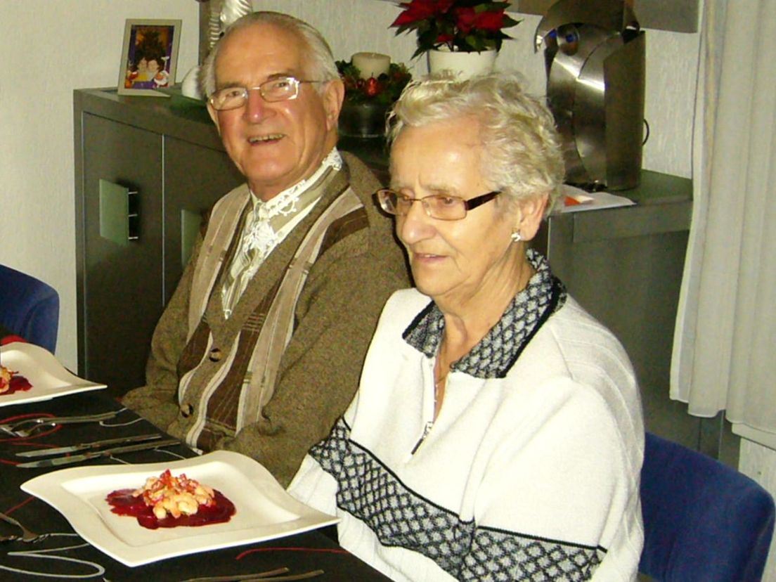 Jur en Truus van Dee tijdens hun laatste kerst samen, in 2009.