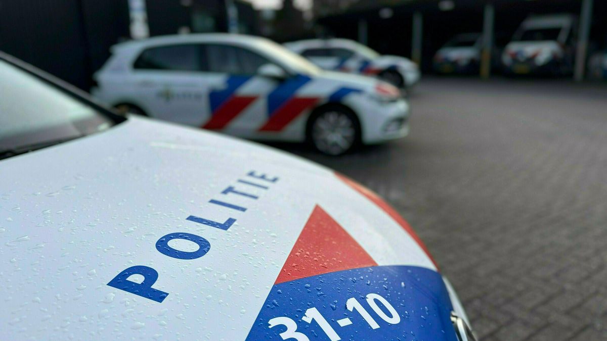 Twee gemaskerde mannen overvallen woning Meppel, bedreigen bewoner met wapen