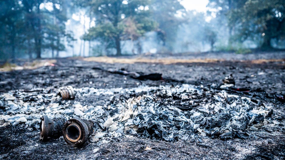 Brandweer: nablussen natuurbrand duurt zeker nog een week