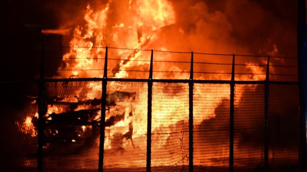 Camper verwoest in vlammenzee Venlo