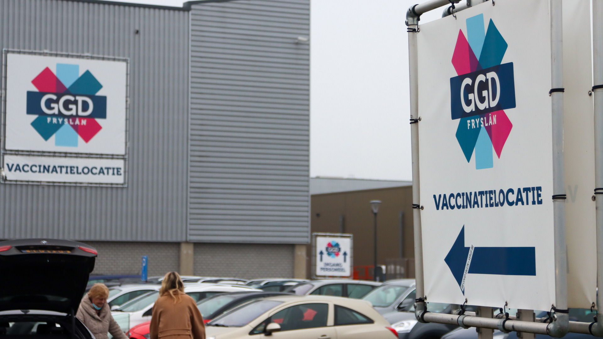 De vaccinatielocatie in het WTC Expo in Leeuwarden