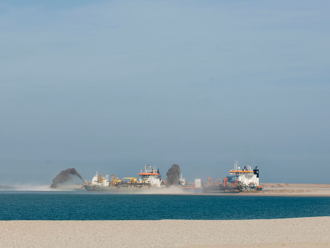 Maasvlakte2_sleephopperzuiger