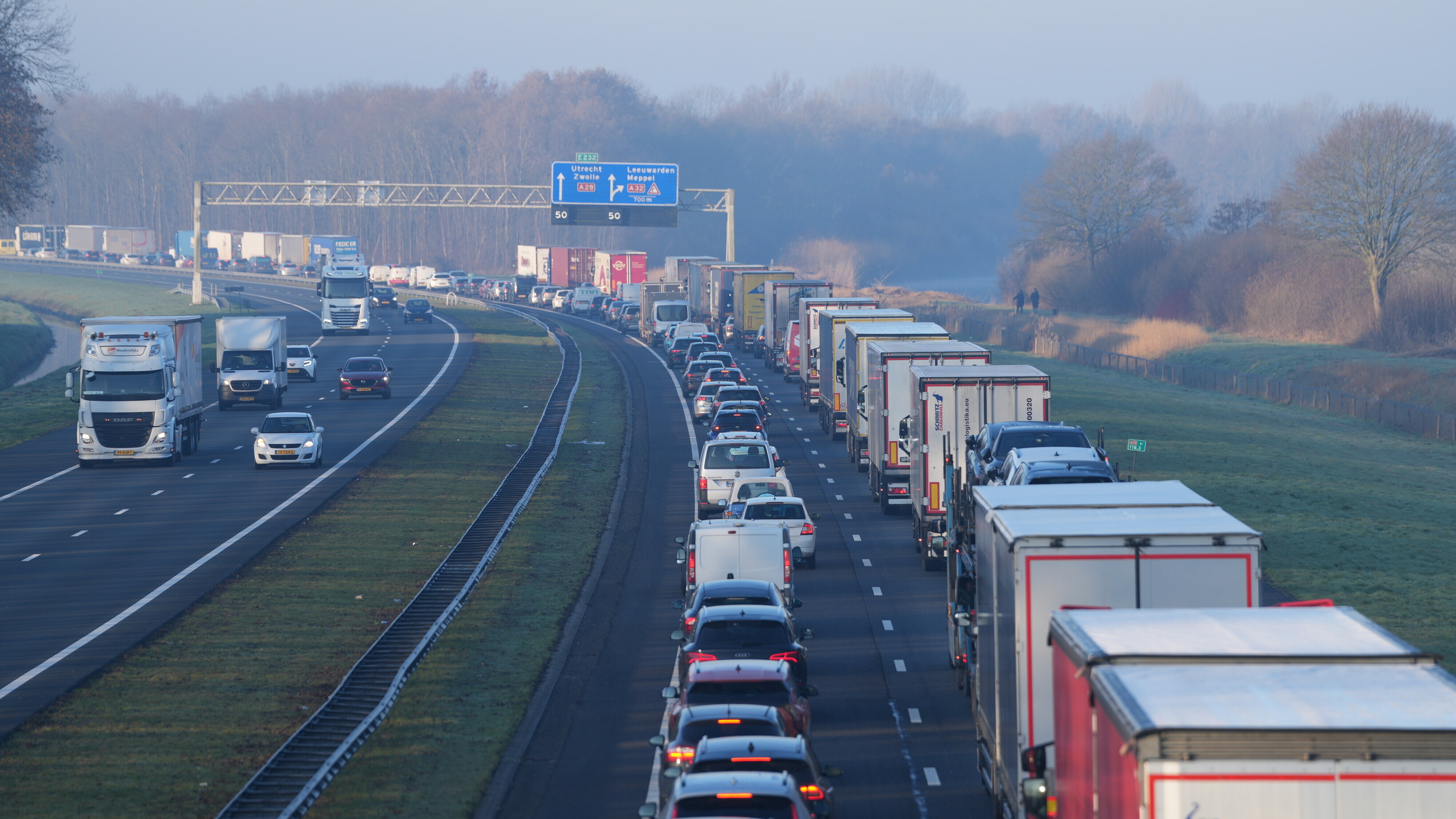 File op de A28 van Meppel richting Zwolle