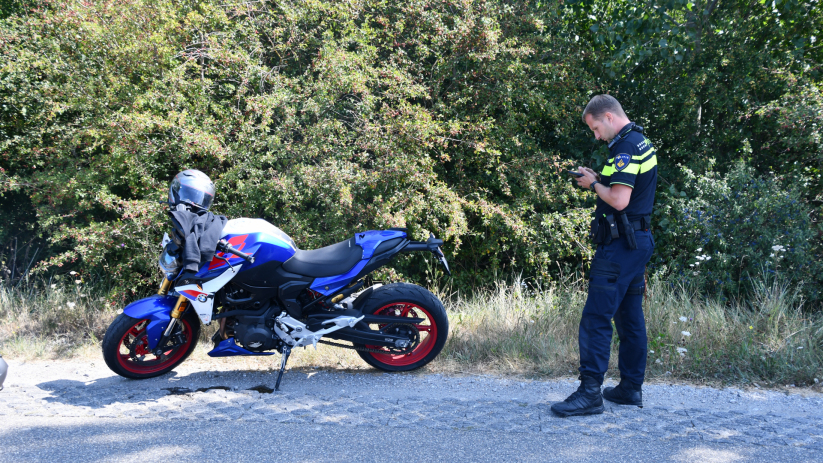 Motorrijder en fietser gewond bij ongeluk Nieuwvliet